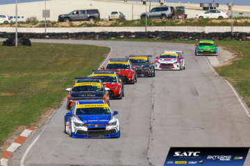 Robert Wolk leads the pack